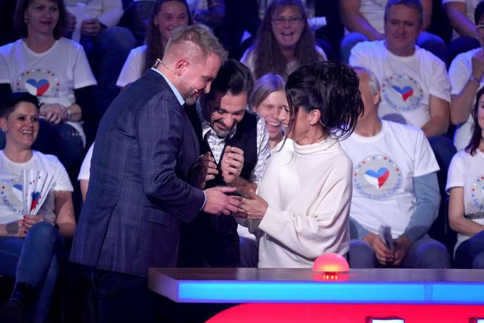 Lucie Bílá se postarala o velmi vtipnou situaci, Vojta Kotek se nezmohl na slovo.