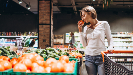 Jak jsou v květnu otevřené obchody: Na Svátek práce si nakoupíte všude, na Den vítězství si raději udělejte zásoby