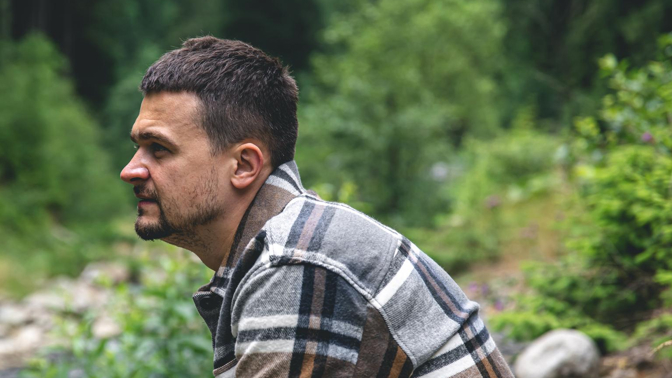 Příběhy o životě: Chtěl jsem se co nejrychleji zbavit pozemku po prarodičích. Půvabná sousedka ale změnila mé plány