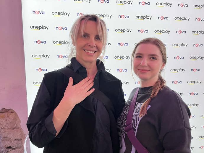 Dramaturgyně obsahu nové řady Výměny manželek, která jde na OnePlay 8. dubna, Marta Fenclová a Kristýna Sorkorová.