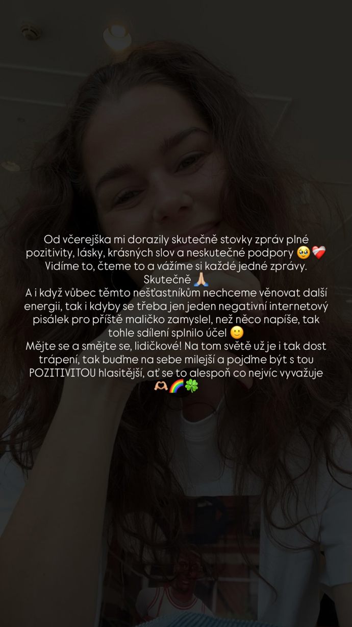 Ester z Asia Expressu ukázala tvrdou realitu internetu.