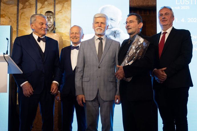 Ondřej Vetchý byl oceněn za odvahu, statečnost a lidskost.