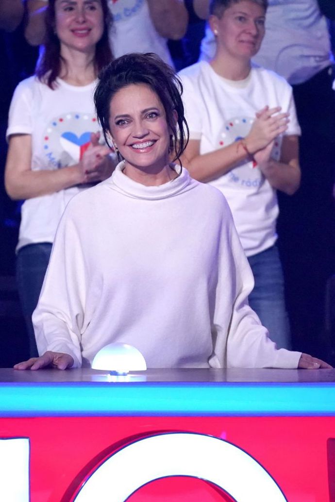 Lucie Bílá před pár dny oslavila životní jubileum a nejnovější díl zábavného pořadu Máme rádi Česko jí je proto věnován.

