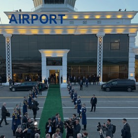 Česká delegace ve střední Asii.