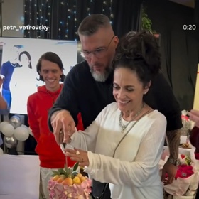 Dort pro Lucii Bílou a Radka Filipi vytvořil Josef Maršálek.