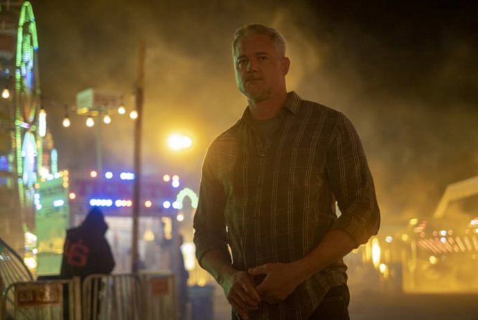 snímek z 1. řady seriálu Euforie, Eric Dane