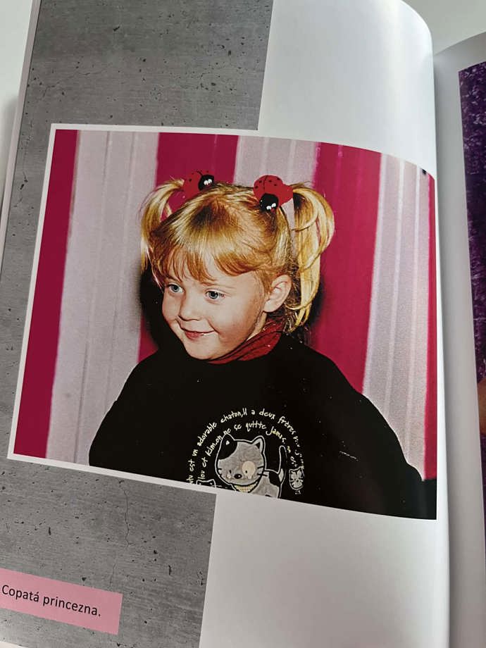 Ve dvou culíčkách byla Anička roztomilá. 