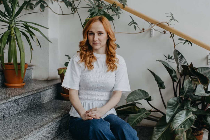 Lucie Strachová o svém působení v sektě napsala knihu a otevřeně o svých zkušenostech mluvila také na sociálních sítích.