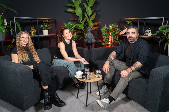 Outsider a Insider - Asia Express adéla "Icy" Picková a Ester Švrčinová 01