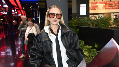 FOTO: Mariana Prachařová dorazila v džínách.