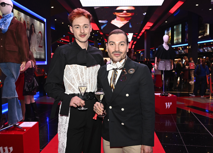 Sam Dolce na premiéře Ďábel nosí Pradu 2.