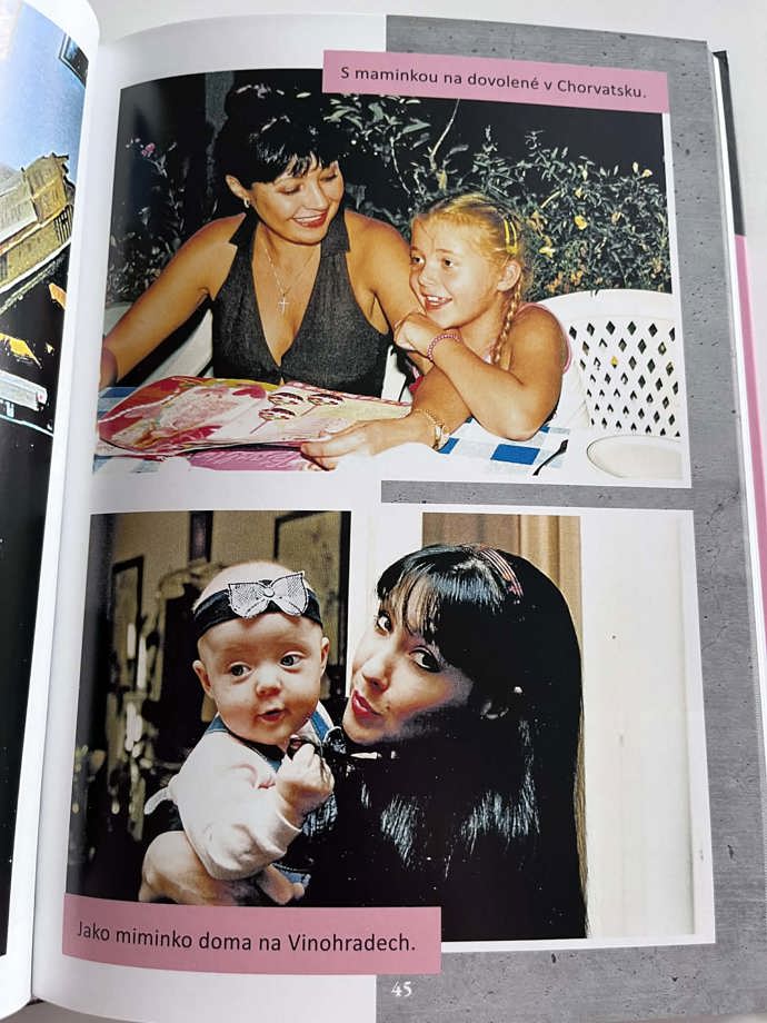 S maminkou Dádou prožila Anička radostné dětství. 