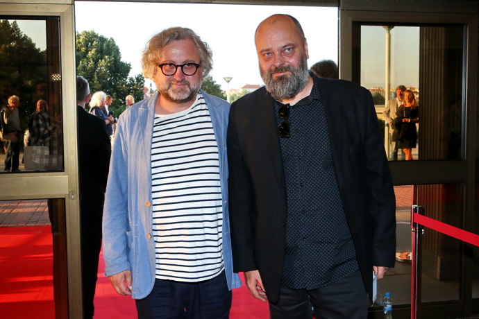 S režisérem Janem Hřebejkem je Petr Jarchovský jedna ruka. Mluví o sobě už jako o bratrech. 