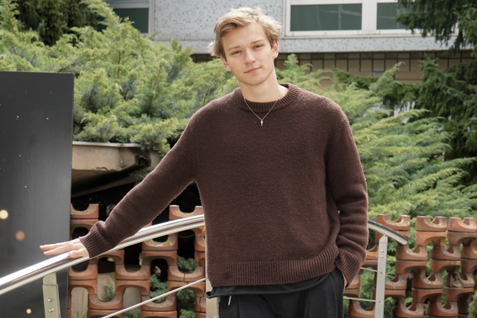 Tomas říká, že ho děsí upnuté kostýmy, byť už s předstihem začal pracovat na své kondičce. 