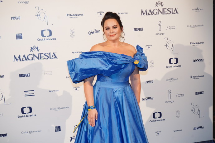 Jitka Čvančarová šaty od Borise Hanečky neoblékla jen jednou. Šaty, které získaly tolik pozornosti je třeba světu připomínat. 