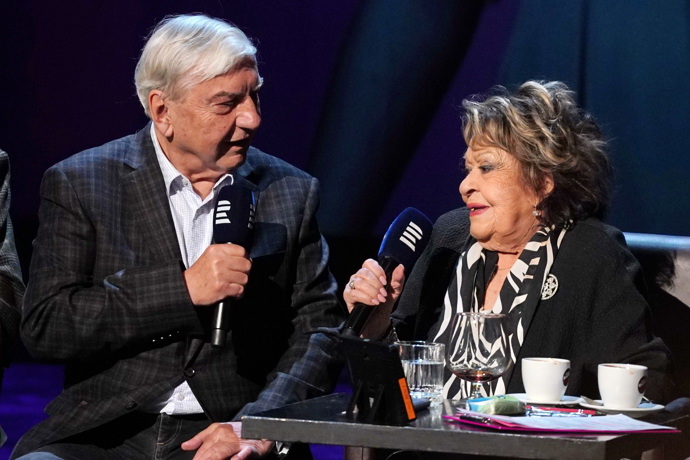 Miroslav Donutil patří mezi staré známé Jiřiny Bohdalové. 