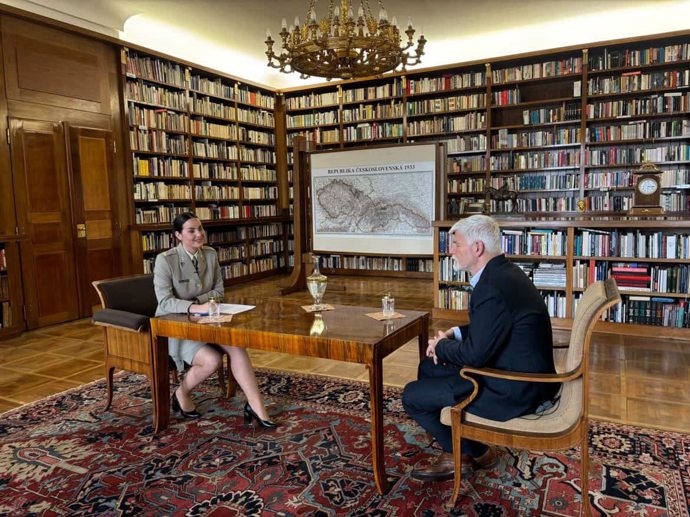 V dubnu měl být zveřejněn rozhovor s prezidentem Petrem Pavlem. Ministerstvo obrany ho prý cenzurovalo. 