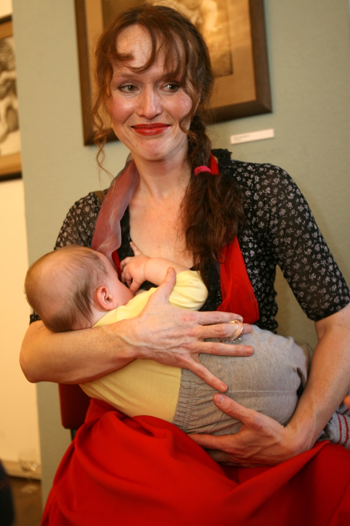 Když byly děti malé, pózovala s nimi Sára často. Tento snímek je z roku 2007. 