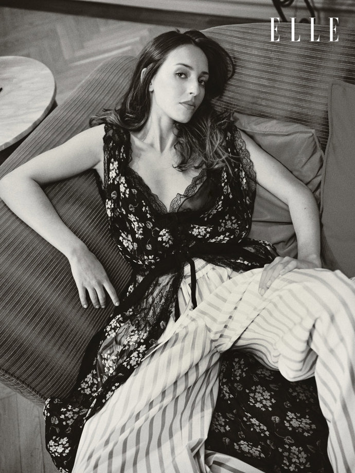 Charlotte Gott v novém editorialu pro ELLE.