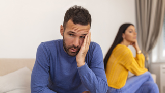 manželský pár, rozhádaný pár, hádka, manželé