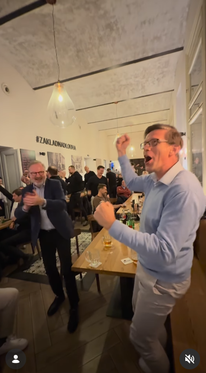 Petr Fiala a Martin Kupka fandí.