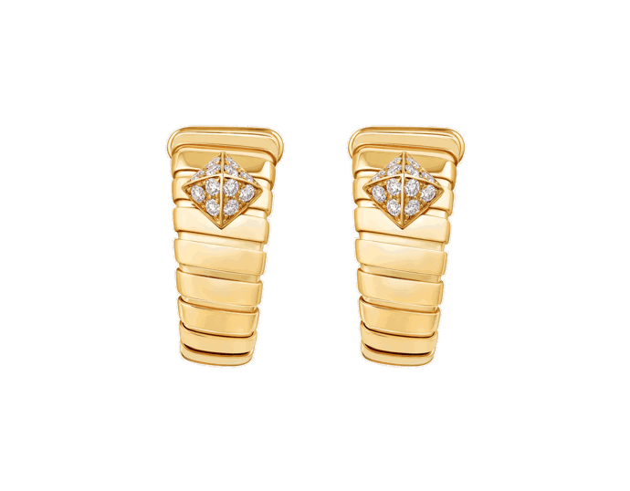 Od stejné značky jsou i hereččiny náušnice, jejichž cena je 198 000 Kč.