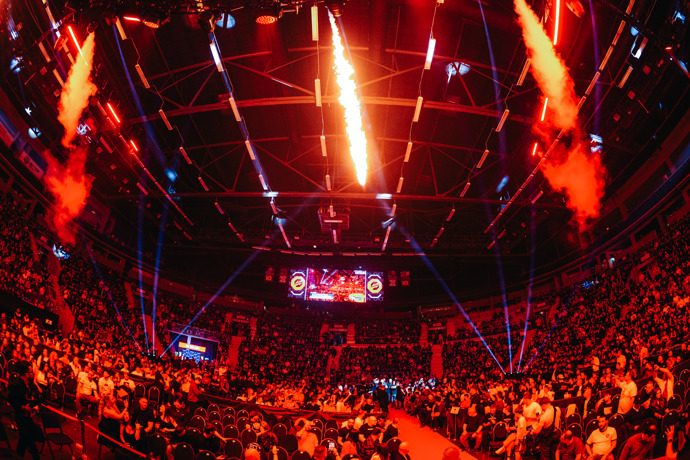 Atmosféra Oktagonu 87.