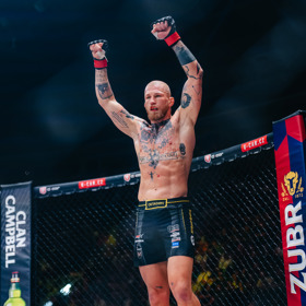 Dominik Humburger porazil Zebaztiana Kadestama. 