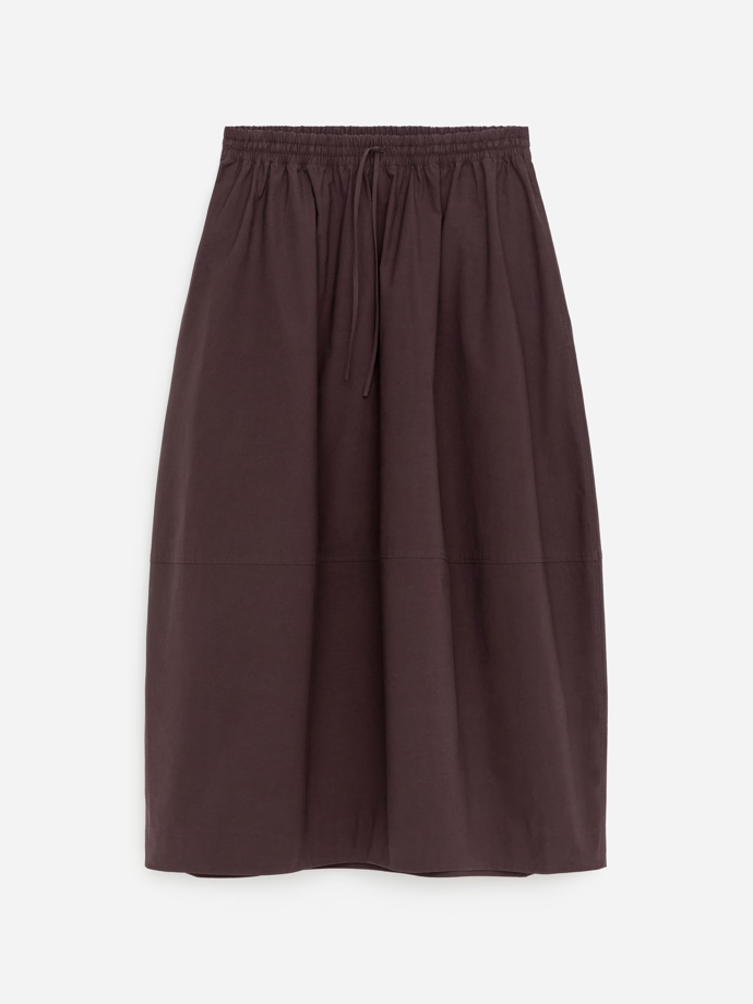 Bavlněná midi sukně, ARKET, 2150 Kč