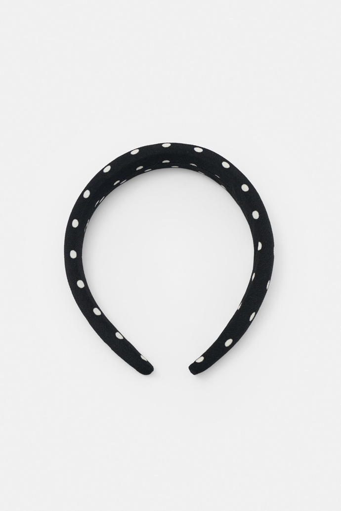 Pevná čelenka s puntíky, Pull&Bear,
219 Kč