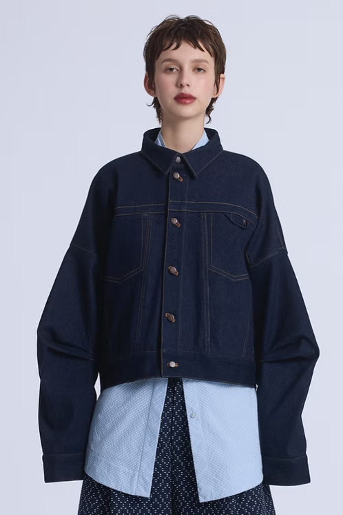 Džínová bunda s oversize rukávy, Radka Sirkova, 13250 Kč