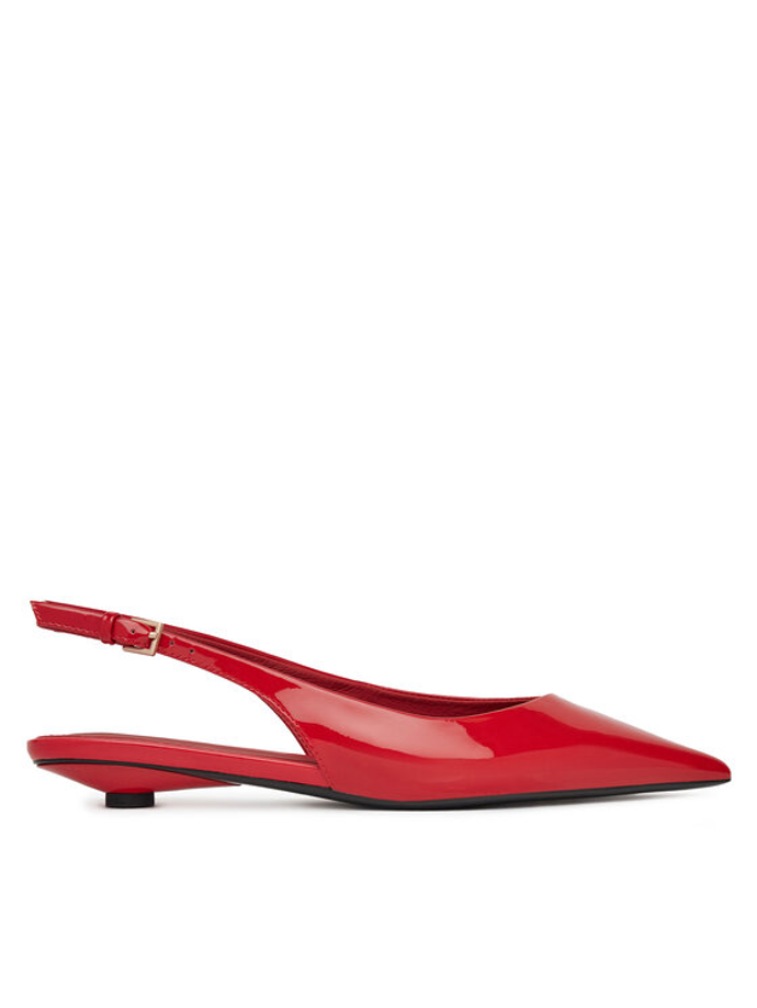 Doplňky jsou skvělým způsobem, jak s výraznými odstíny začít. Tyto trendy slingback baleríny seženete u značky Gino Rossi za 1799 Kč.