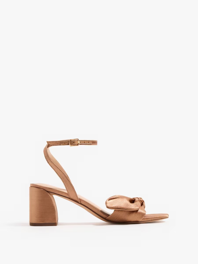 Sandály na masivním podpatku, Mohito, 899 Kč