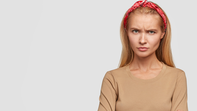 Příběhy o životě: Máma střídá jednu luxusní dovolenou za druhou. Vnoučata k moři ale nevezme, prý je babičkou jen na pečení koláčů