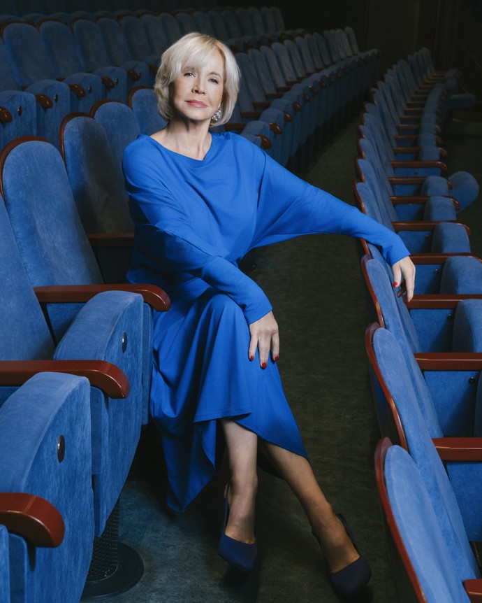 Teď si zahrála na modelku v nových šatech od návrhářky Martiny Pipkové Loudové. 