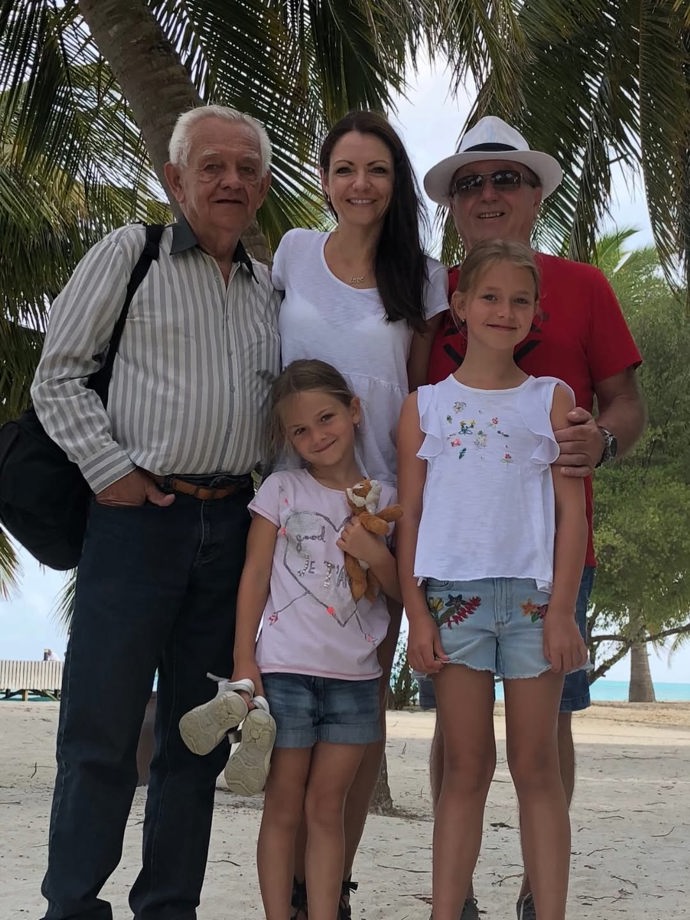 Rodina Jandových s otcem Alice.