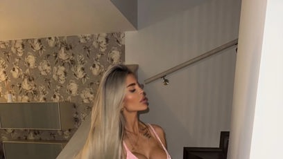 FOTO: Lela Vémola se nafotila v sexy pyžamu.