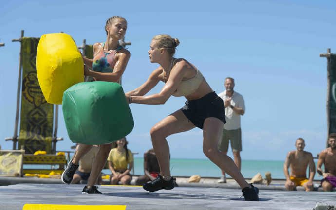 Johana Nováčková vs. Viviane Kerstin. 