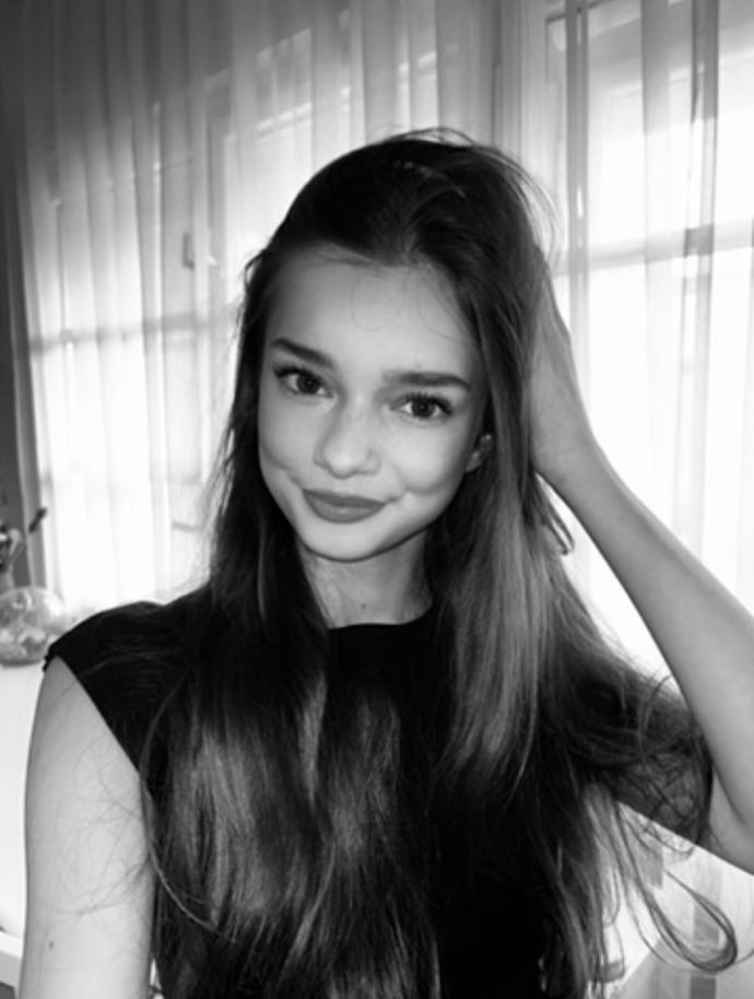 Lotti se v divadelním prostředí pohybuje odmalička. 