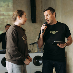 Simona teď navštívila slavnostní představení nové kolekce běžeckých bot.