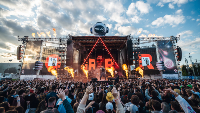 VELO stage na Majálesu 2026: Nezapomenutelná show, největší rapové hvězdy a zóna plná zážitků 