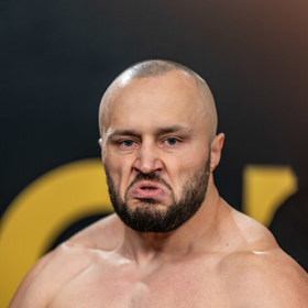 Bývalý dominantní šampion KSW Tomasz Narkun chce ovládnout polotěžkou váhu.