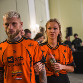 Radek Roušal a Nela Slováková na vážení. 