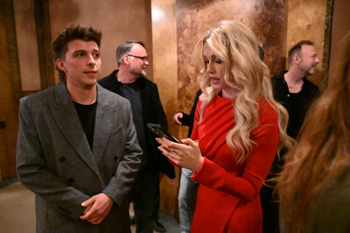 Justýna Zedníková s partnerem.