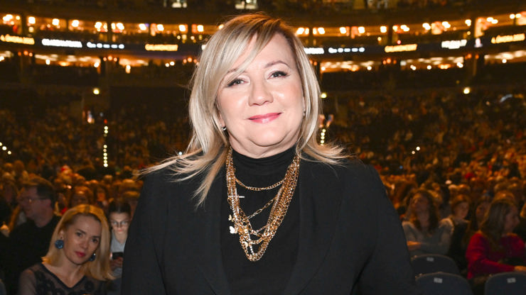 Alena Schillerová na koncertě Heleny Vondráčkové