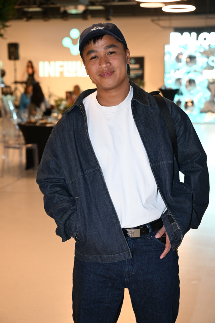 Luky ze Survivoru na Influlandu. 