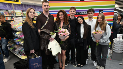 FOTO: Petra Řehořková se svými syny na křtu knihy Obyčejná bohyně.