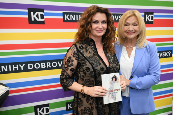 Petra Řehořková s Janou Paulovou.