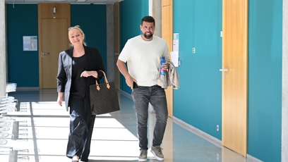 FOTO: Bývalý fotbalista neskrýval po náročném jednání skvělou náladu.