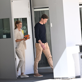 Terezu Barošovou přišel k soudu podpořit její nový partner.